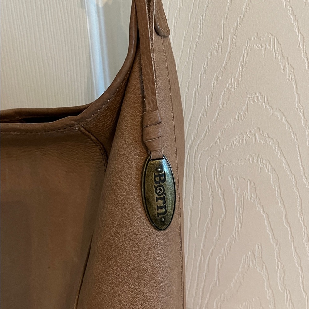 BORN Morley leather crossbody/hobo bag - Picture 3 of 16